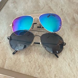 (2) Aviator Sunglasses